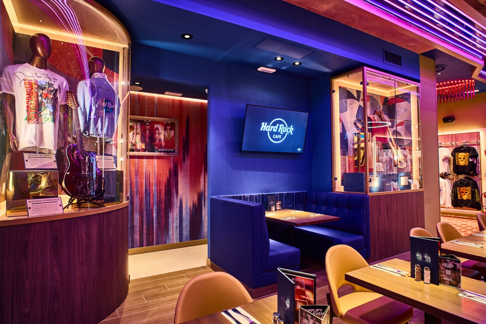 Hard Rock Cafe Palermo Italy restaurant interior design